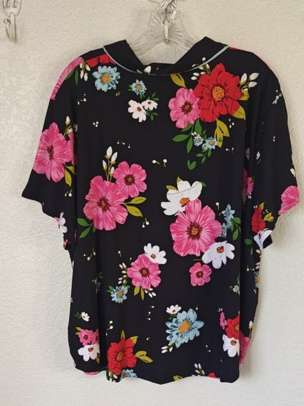 Room Service XXL Pajama Set Notch Collar Cropped Bottoms Pockets - Picture 6 of 10